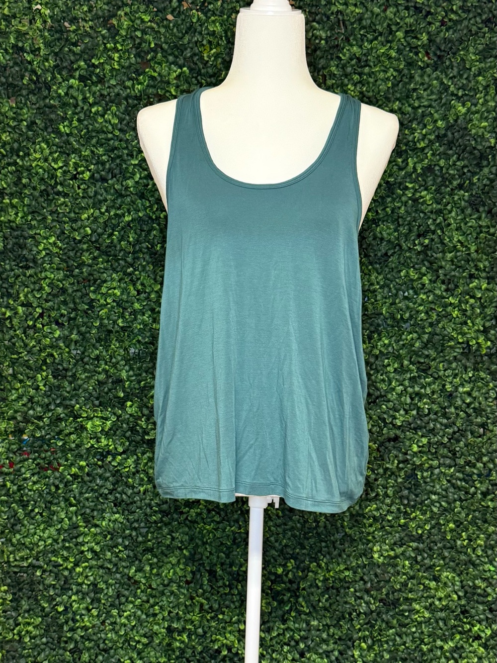Alo Yoga Teal Green Flowy Racerback Tank M/L 💚
